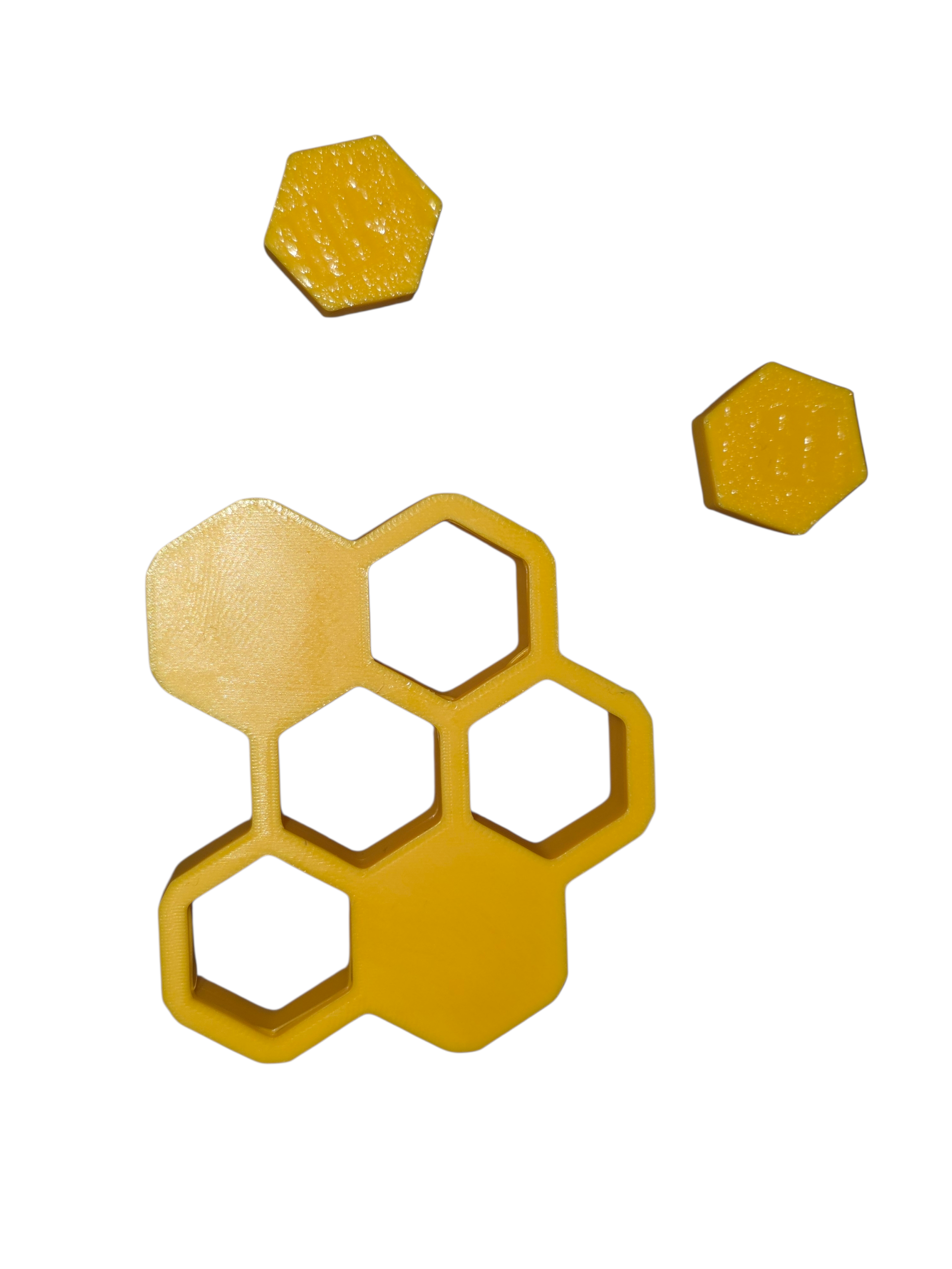 Beehive honeycomb shelf