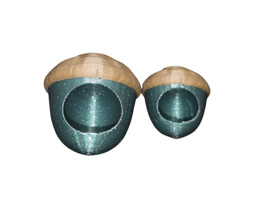 Woodland Acorn Hide