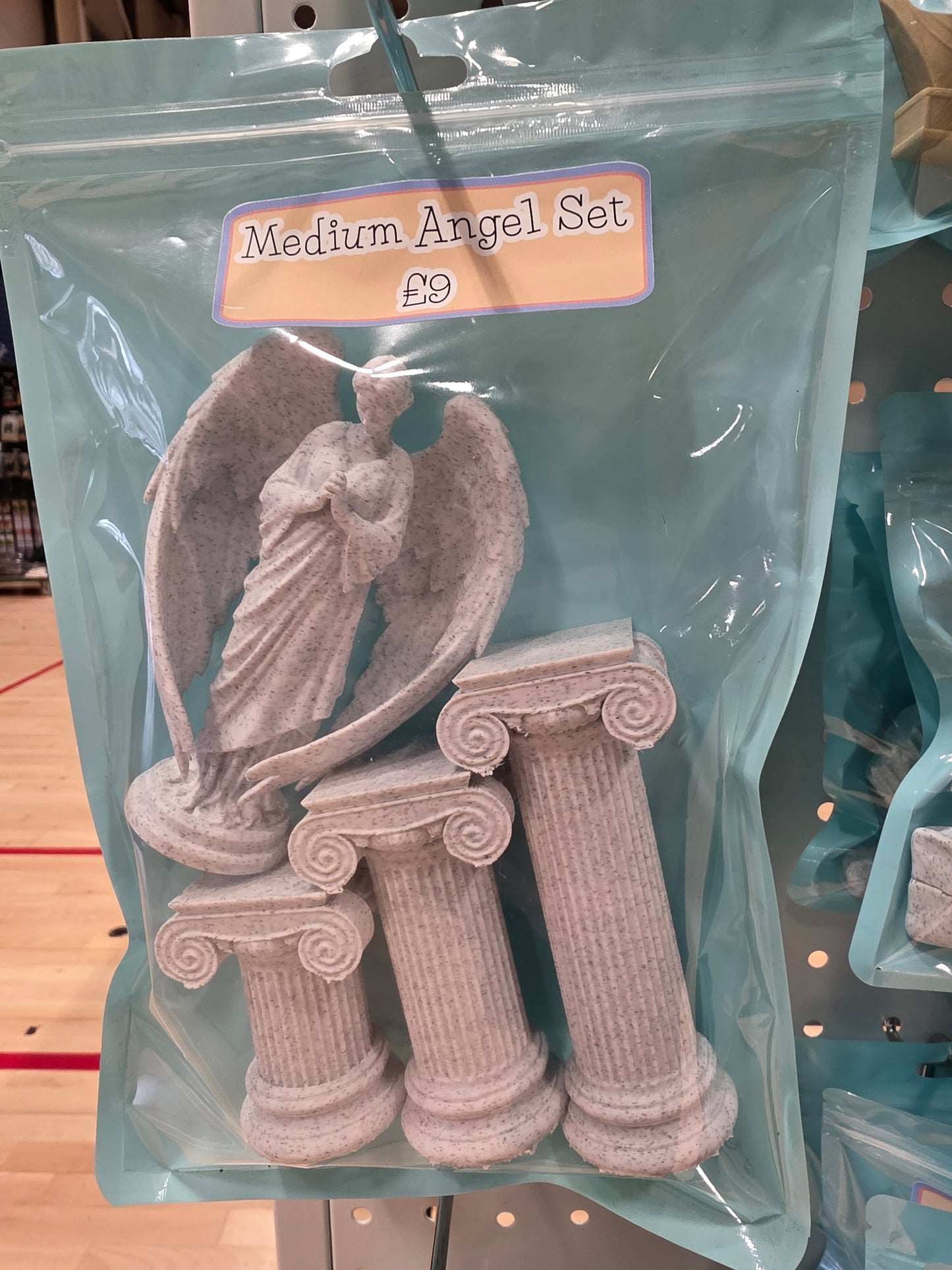 Angel Set medium